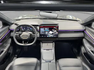 Lynk & Co 08 1.5 PHEV More