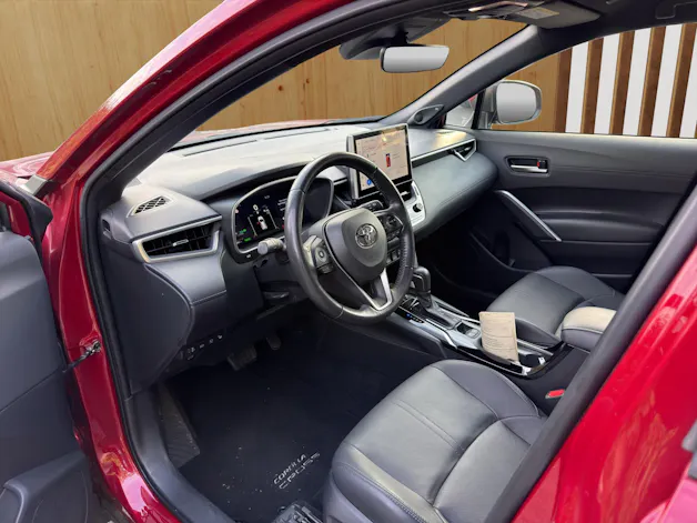 Toyota Corolla Cross 2.0 HSD Premium AWD-i