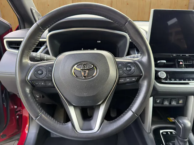 Toyota Corolla Cross 2.0 HSD Premium AWD-i
