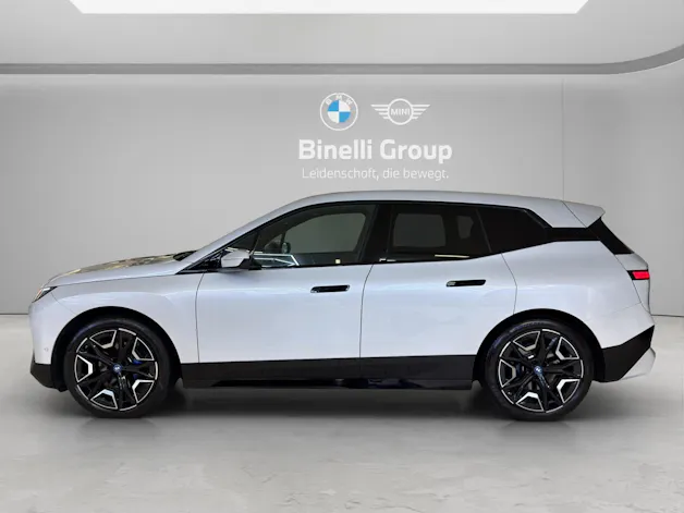 BMW iX xDrive40 SportPaket