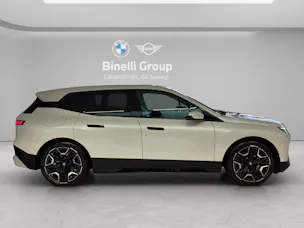 BMW iX  xDrive40 SportPaket