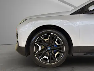 BMW iX  xDrive40 SportPaket