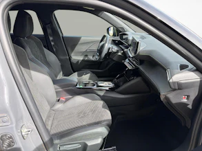 https://vehicle.imgix.net/4455642/97b937e9-2d0d-4d3a-a90b-89dc91dee00d.jpg