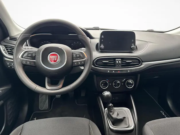 FIAT Tipo SW 1.4 T-Jet Lounge