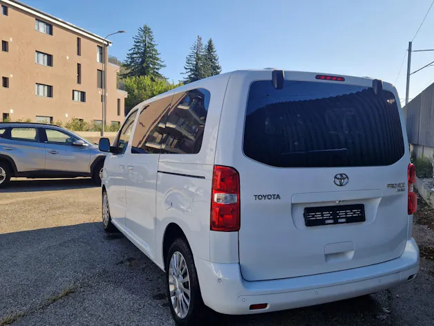 Toyota PROACE Verso L1 2.0 D Shuttle