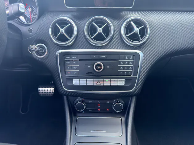 MERCEDES-BENZ A-Klasse W176 A 180 AMG Line