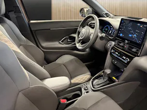 Toyota Yaris Cross 1.5 VVT-i HSD Premium AWD-i