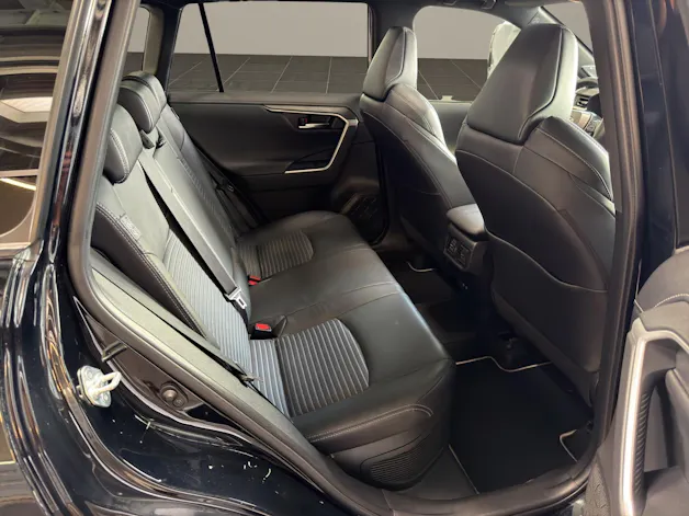 Toyota RAV4 2.5 HEV Black Edition