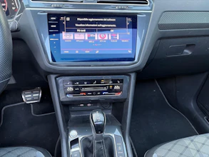 https://vehicle.imgix.net/4455802/a3be77b1-abe9-4dd7-8d7f-ceb8f31c4ee2.jpg