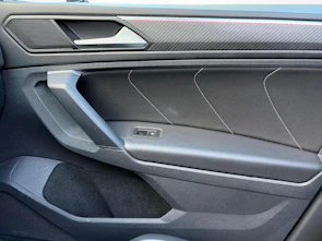 immagine del veicolo VW Tiguan 2.0 TDI SCR R-Line DSG