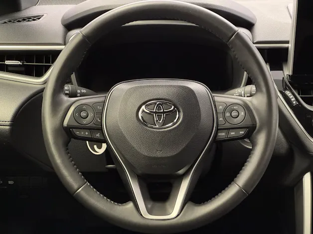 Toyota Corolla Cross 2.0 HSD Trend AWD-i