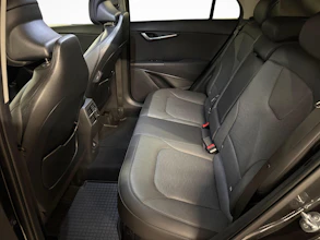 https://vehicle.imgix.net/4455853/c7308e27-58ea-45c8-a89f-184a7f9131a6.jpg
