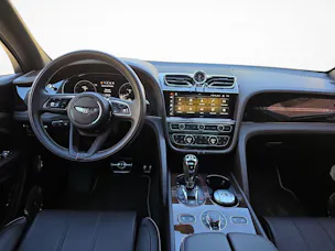 BENTLEY Bentayga 4.0 V8 EWB Azure