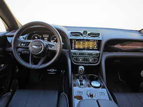 image du véhicule BENTLEY Bentayga 4.0 V8 EWB Azure
