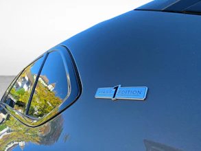 https://vehicle.imgix.net/4455864/888dc498-7f9c-4991-bd8b-5545e51fcf73.jpg