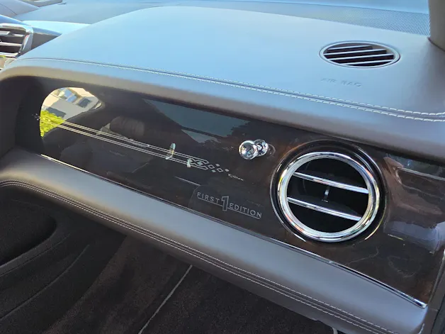 BENTLEY Bentayga 4.0 V8 EWB Azure