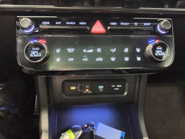 HYUNDAI Tucson 1.6 T-GDi HEV N-Line 4WD