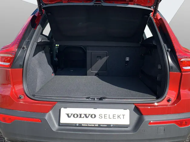 VOLVO XC40 1.5 T5 TE R-Design