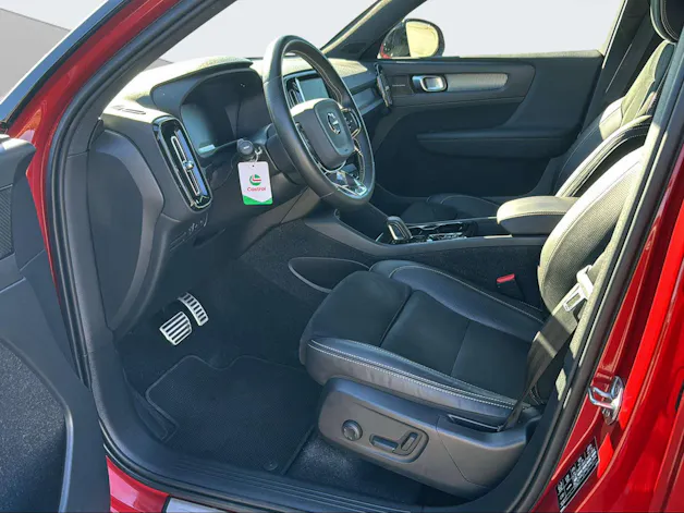 VOLVO XC40 1.5 T5 TE R-Design
