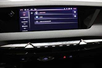 https://vehicle.imgix.net/4455929/fef18086-9a04-496e-b76a-678cc718ad54.JPG