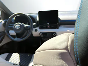 Toyota Yaris 1.5 VVT-i HSD Premiere Edition