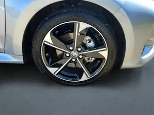 Toyota Yaris 1.5 VVT-i HSD Premiere Edition