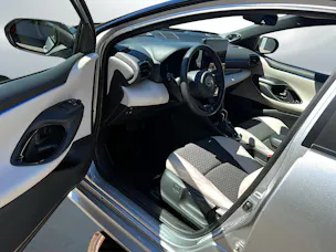 Toyota Yaris 1.5 VVT-i HSD Premiere Edition