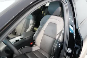VOLVO V60 2.0 B4 Ultimate Dark