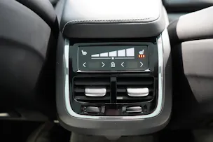 VOLVO V60 2.0 B4 Ultimate Dark