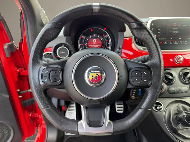 FIAT 595 Abarth 1.4 T-Jet 145