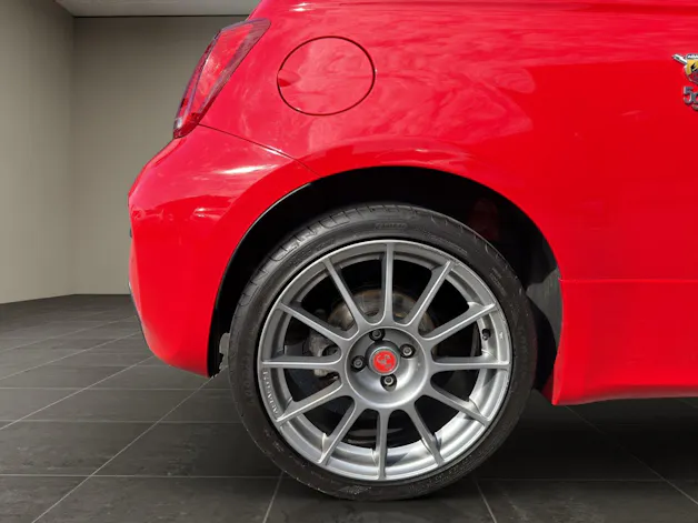 FIAT 595 Abarth 1.4 T-Jet 145