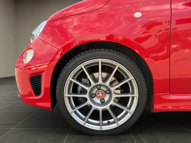 FIAT 595 Abarth 1.4 T-Jet 145