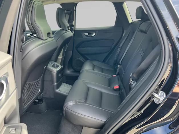 VOLVO XC60 2.0 T8 TE Ultra Dark eAWD