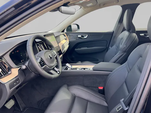 VOLVO XC60 2.0 T8 TE Ultra Dark eAWD