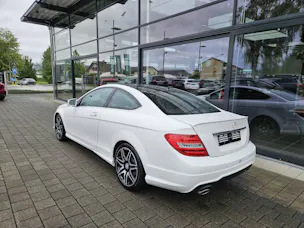 MERCEDES-BENZ C 180 Coupé