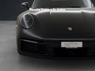 PORSCHE 911 Carrera 4