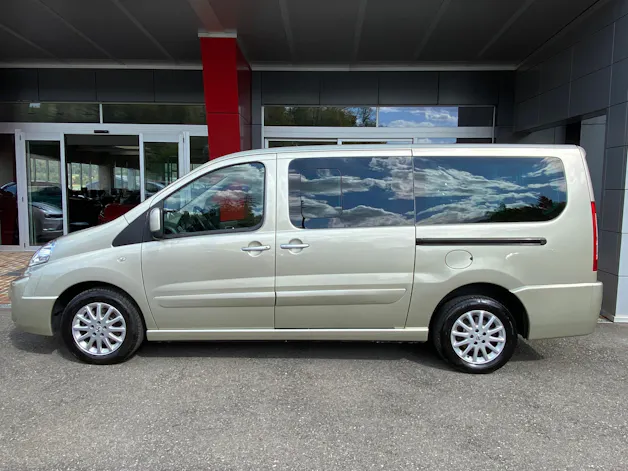 PEUGEOT Expert Tepee 2.0 HDi Rollstuhltransport