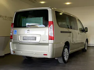 PEUGEOT Expert Tepee 2.0 HDi Rollstuhltransport