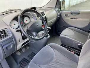 PEUGEOT Expert Tepee 2.0 HDi Rollstuhltransport