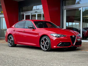 ALFA ROMEO Giulia 2.0 Competizione Q4 AT8
