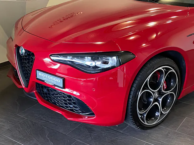 ALFA ROMEO Giulia 2.0 Competizione Q4 AT8