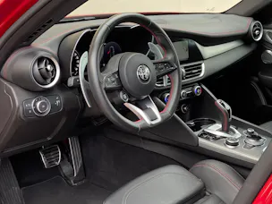 ALFA ROMEO Giulia 2.0 Competizione Q4 AT8