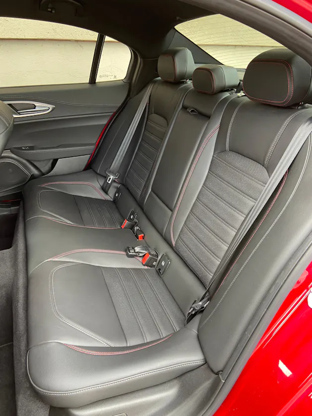 ALFA ROMEO Giulia 2.0 Competizione Q4 AT8