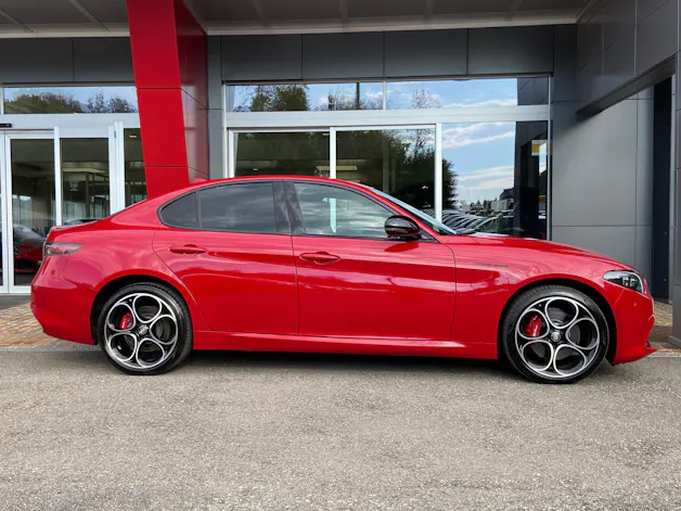 ALFA ROMEO Giulia 2.0 Competizione Q4 AT8