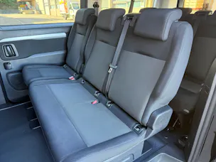 PEUGEOT Traveller 2.0 BlueHDi EAT8 9-Plätze