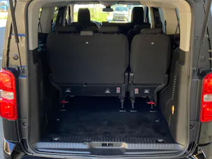 PEUGEOT Traveller 2.0 BlueHDi EAT8 9-Plätze