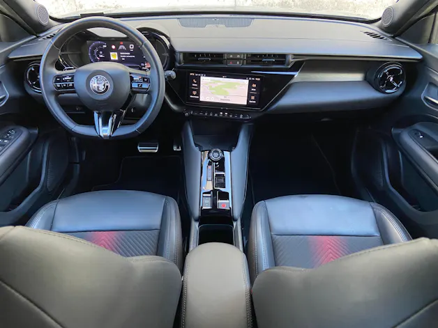 ALFA ROMEO Junior 1.2 48V Hybrid Speciale