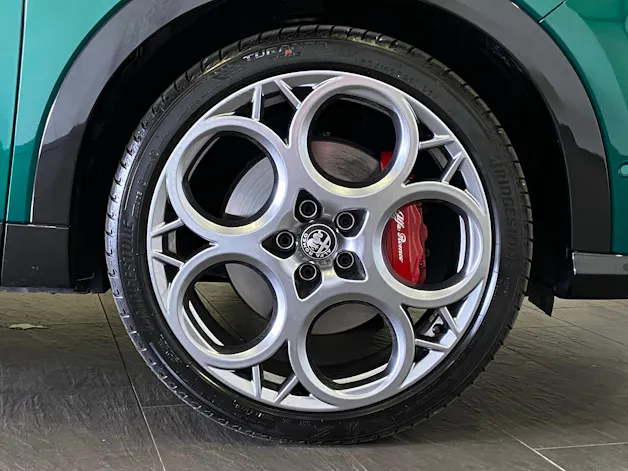 ALFA ROMEO Tonale 1.5 48V Hybrid Veloce Pack Premium Sky