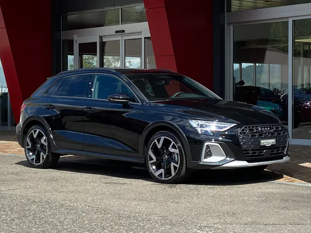 AUDI A3 allstreet TFSI quattro S tronic S-Line