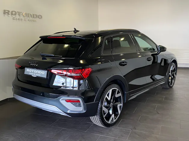 AUDI A3 allstreet TFSI quattro S tronic S-Line